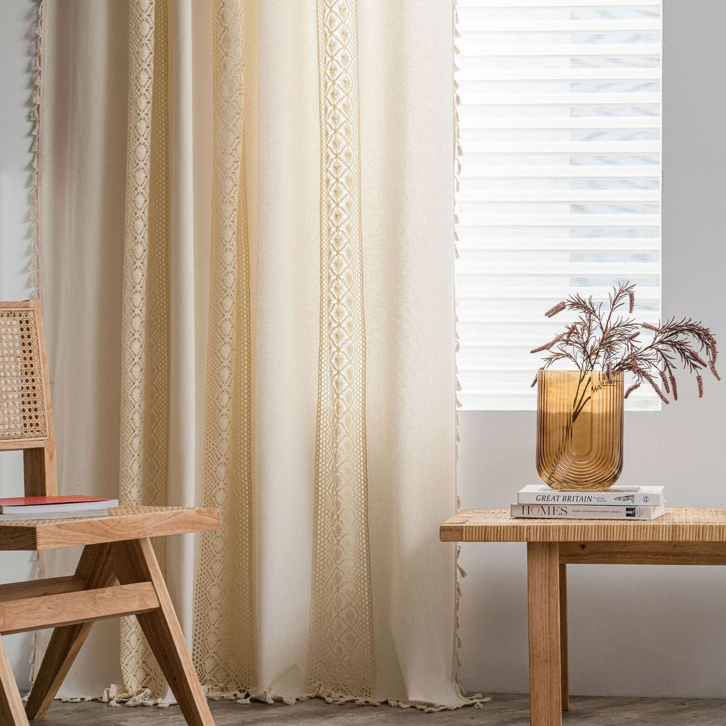 Elegant Curtains & Drapes for Window Decoration