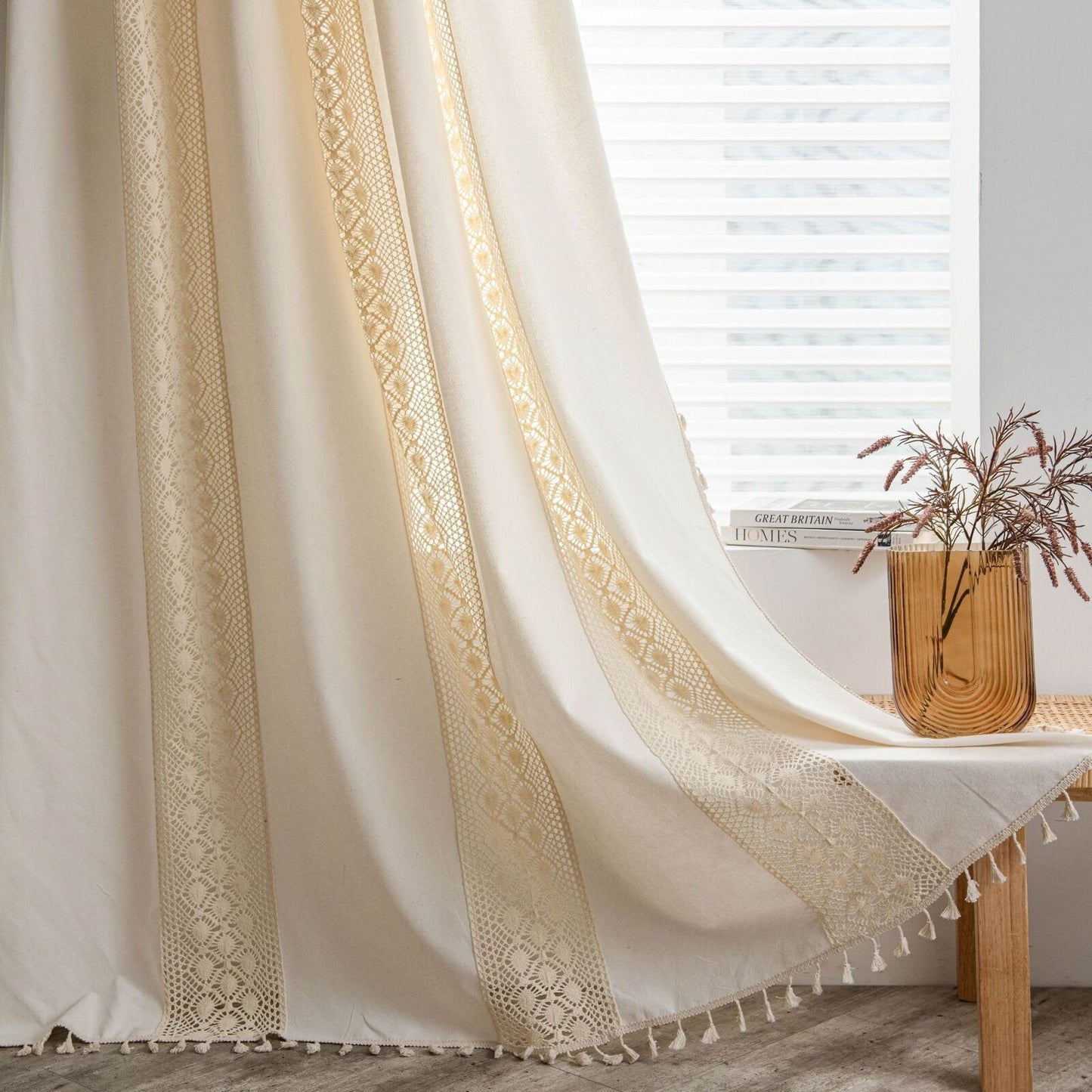 Elegant Curtains & Drapes for Window Decoration