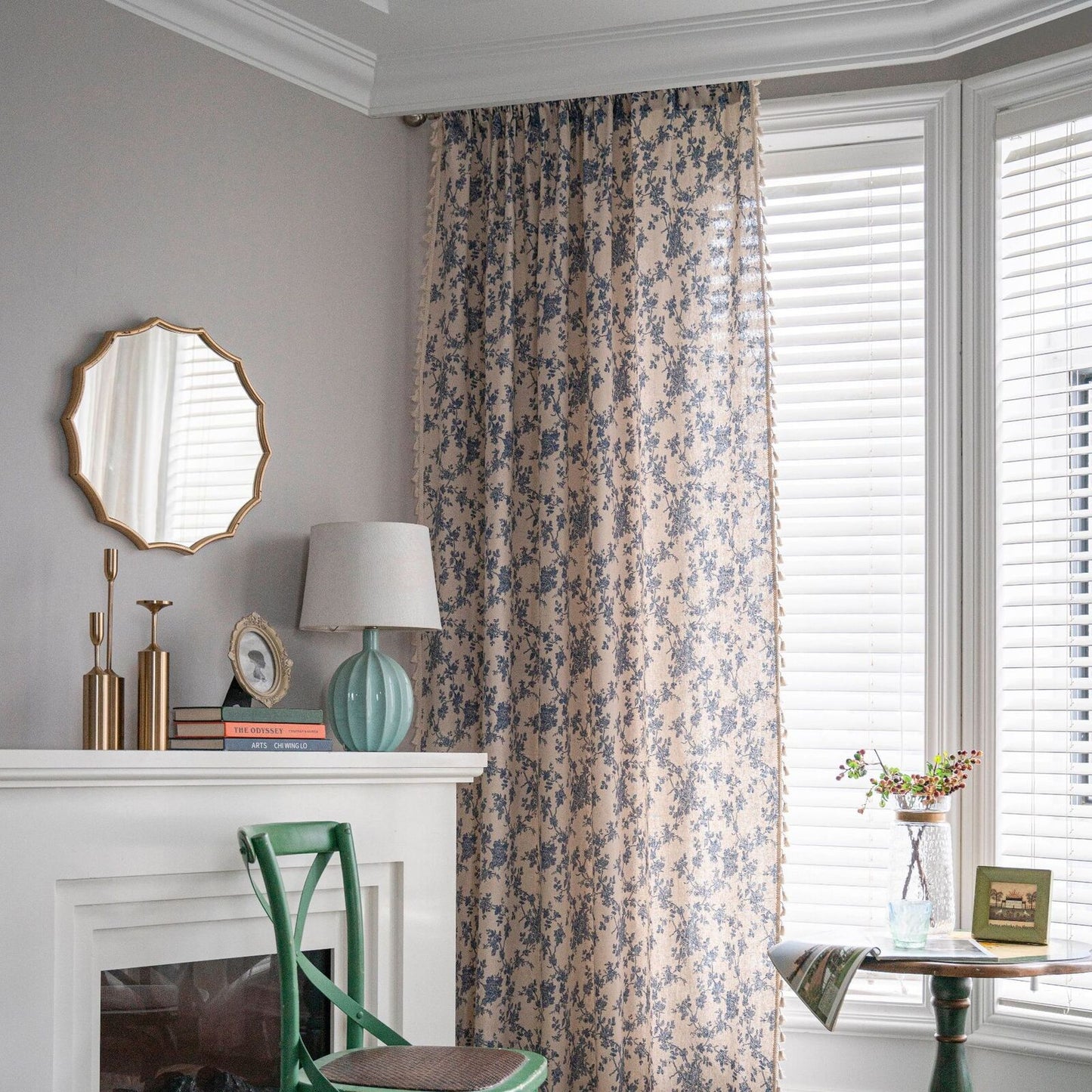 Curtains in Cotton and Linen Blend with Blue Floral Print