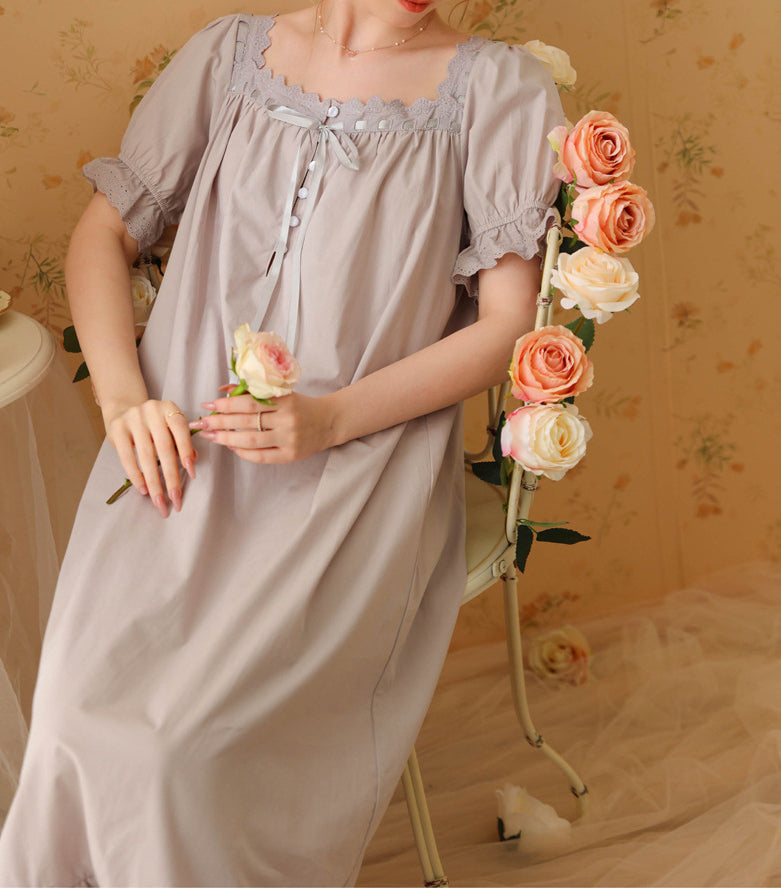 Short-sleeved long loose pajamas