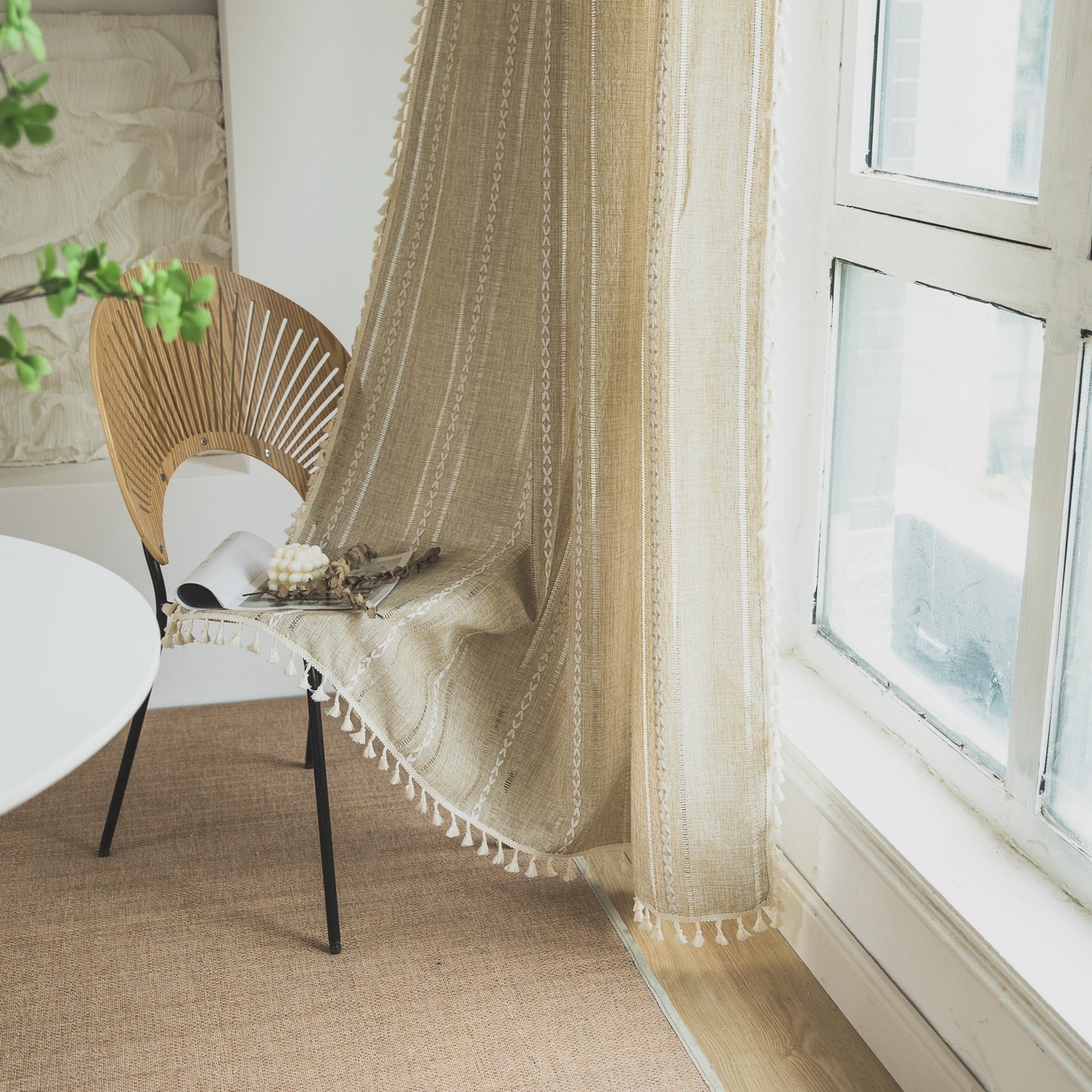 Translucent soundproof curtains