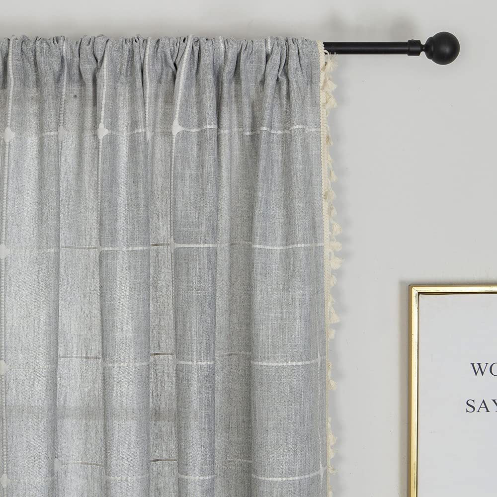 Cotton and linen curtains