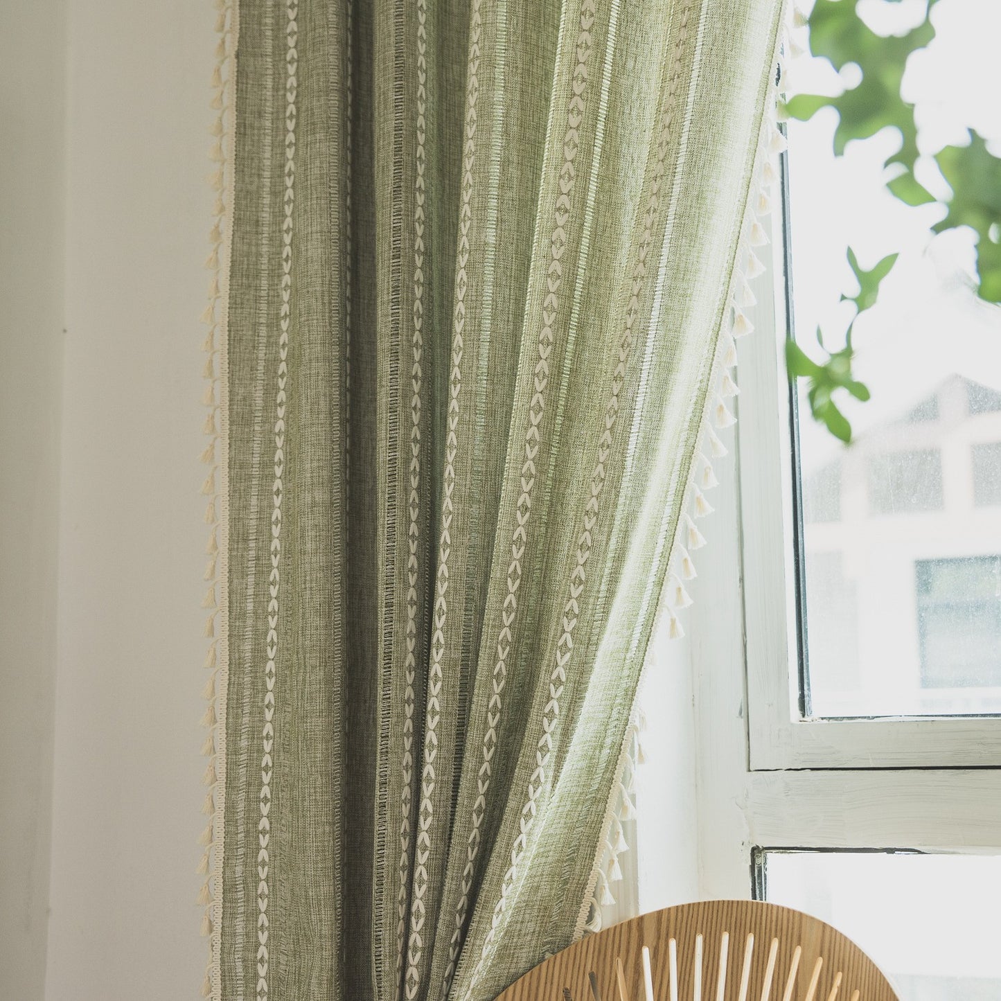 Translucent soundproof curtains