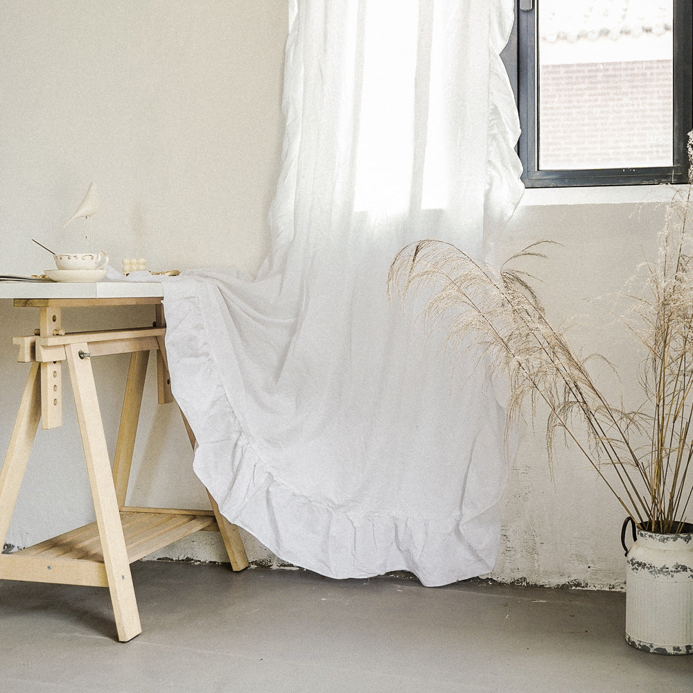 Cotton and linen pleated curtains