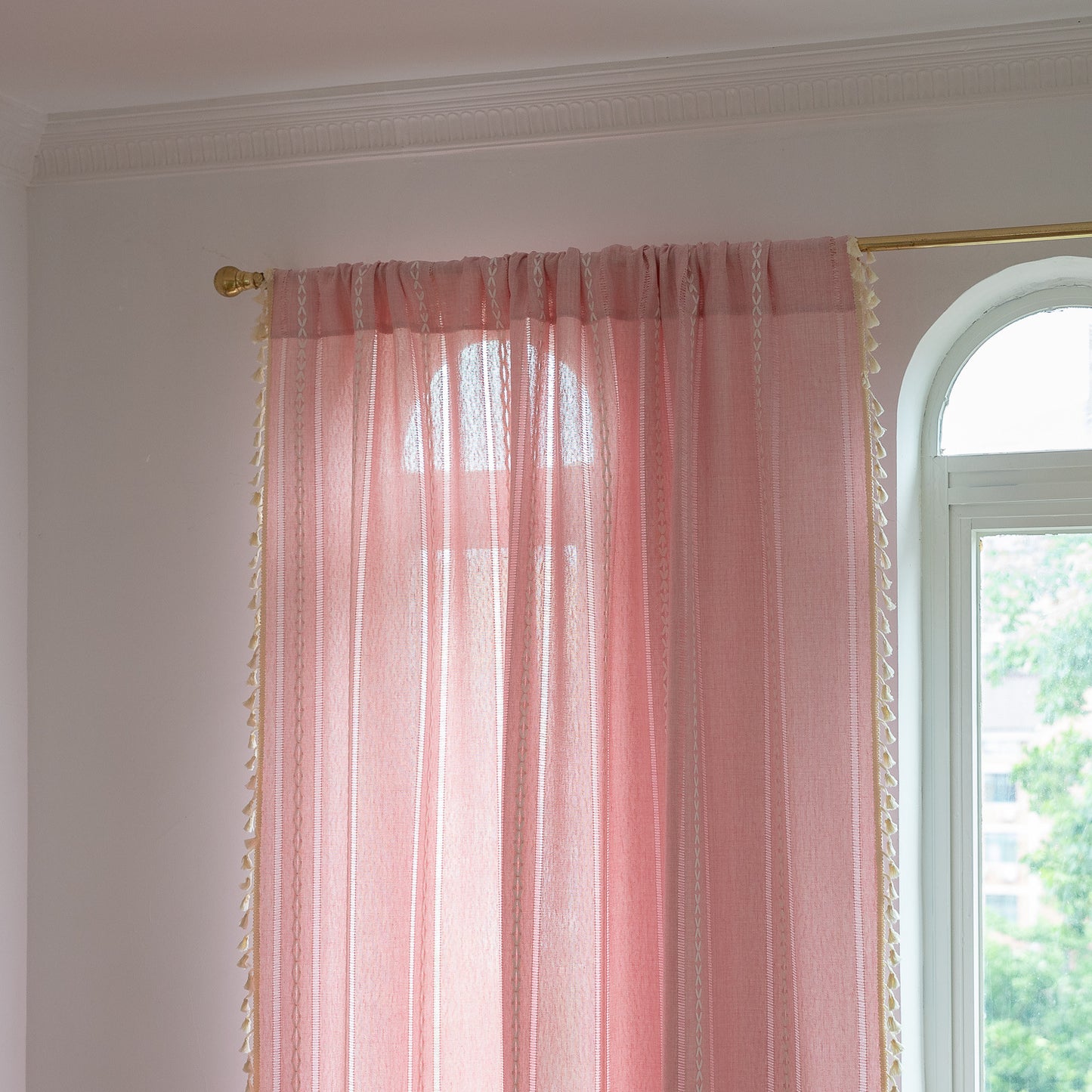 Translucent soundproof curtains