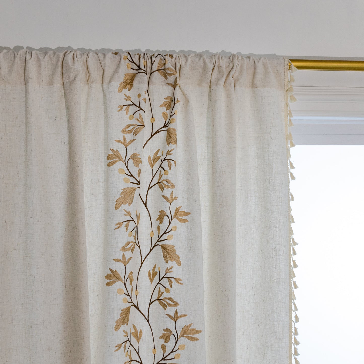 Embroidered cotton and linen curtains