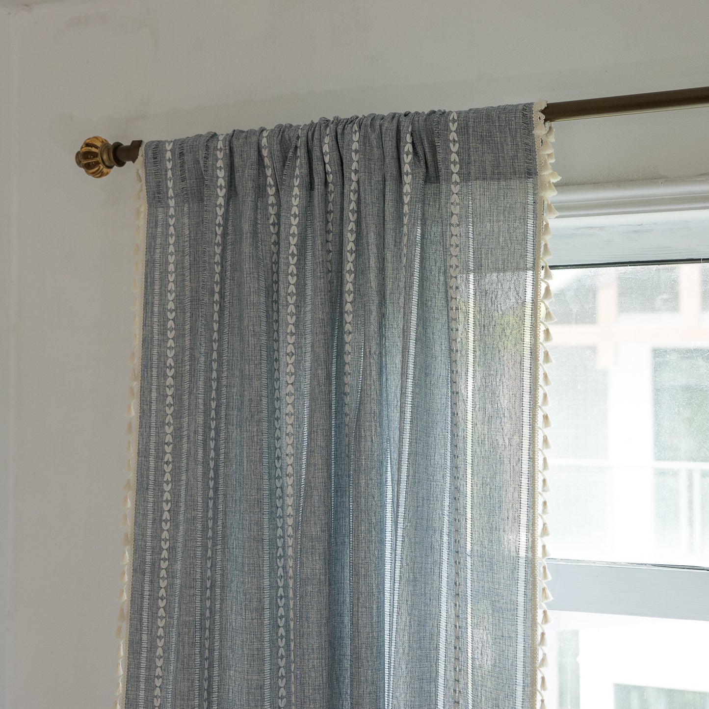 Translucent soundproof curtains