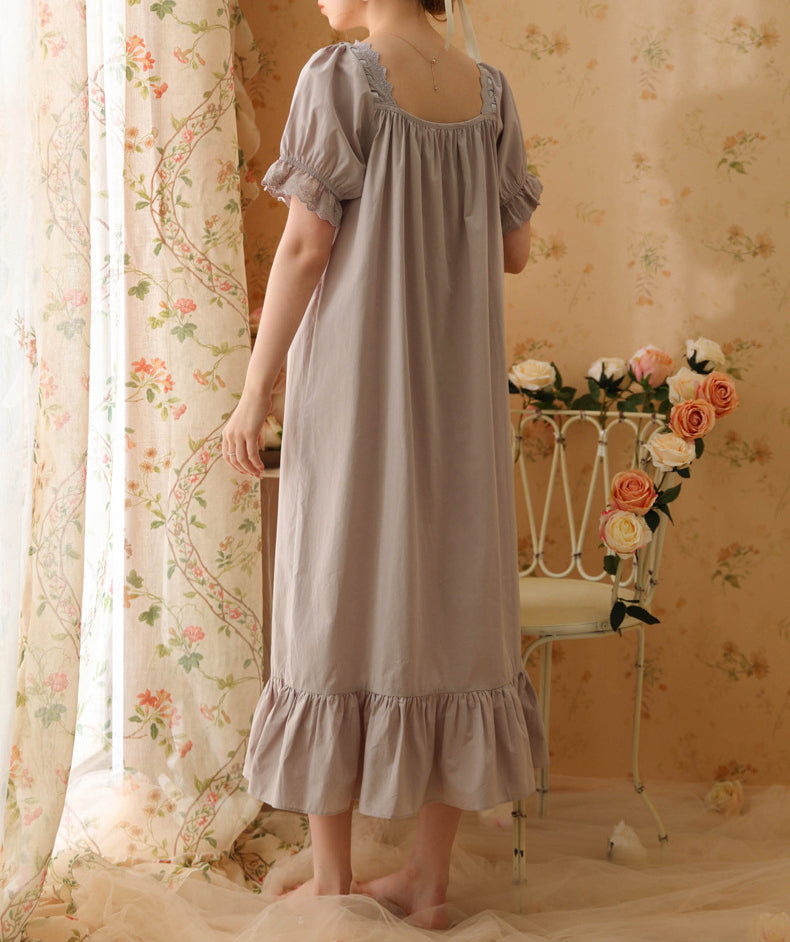 Short-sleeved long loose pajamas