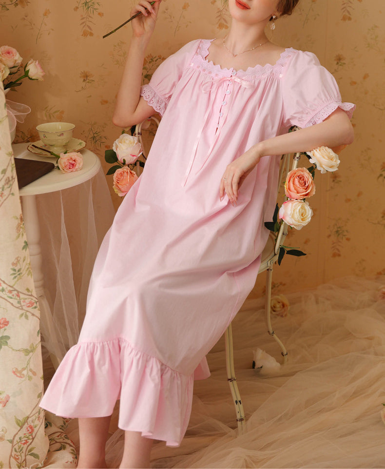 Short-sleeved long loose pajamas